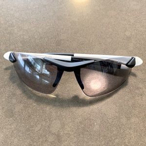 TIFOSI sunglasses